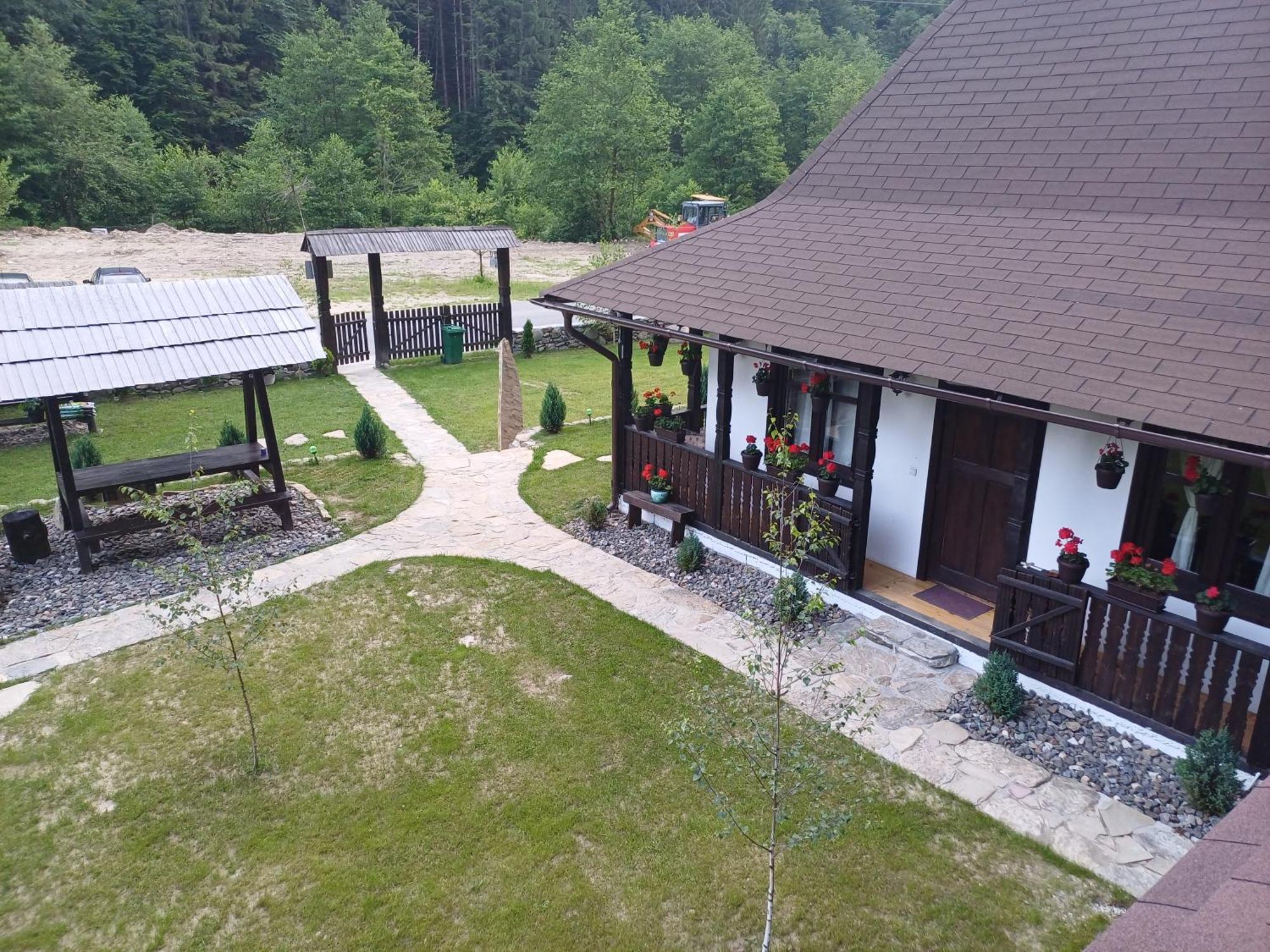 Casuta Din Valea Regilor Villa Gradistea de Munte Exterior photo